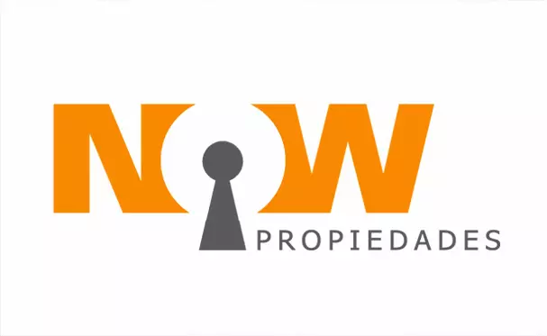 Logotipo de 'Now Propiedades', creado por Clau Vidal Studio